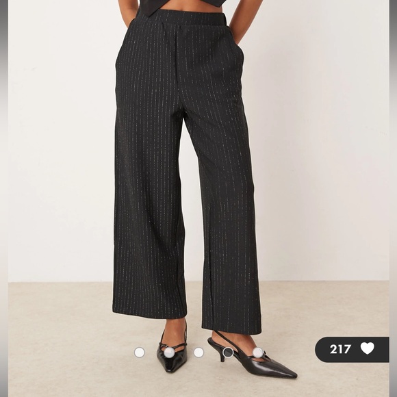 JDY Petite wide leg pants in black - Picture 4 of 12